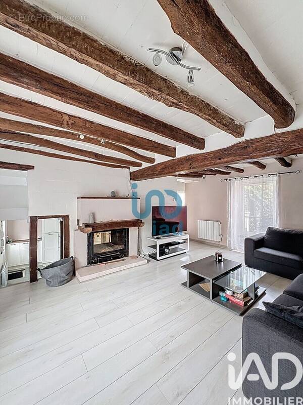 Photo 1 - Maison à CHESSY