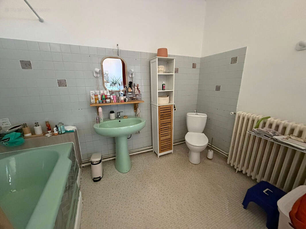 Maison à CHATEAUPONSAC