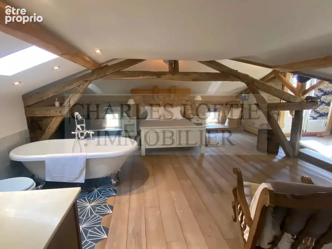 Somptueuse maison de maître avec gîte, dépendances et piscine naturelle - photo 13