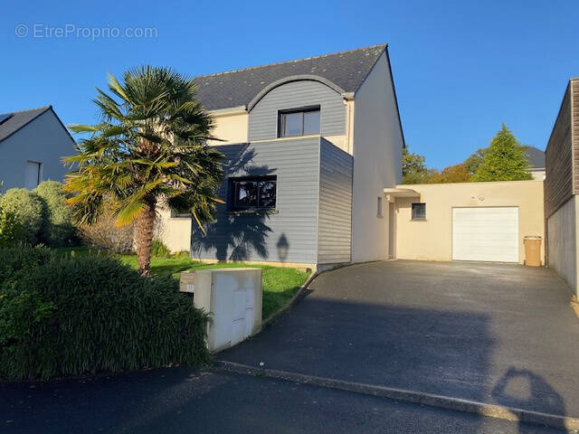 Maison à PLOUER-SUR-RANCE