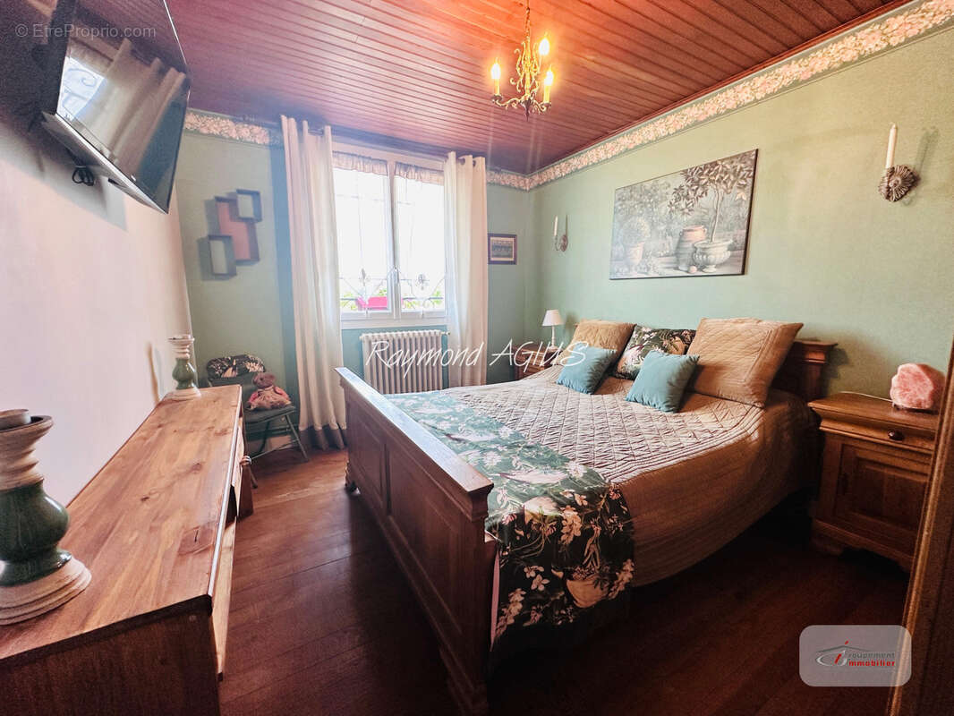 Charmante longère de vigneron avec studio, piscine et séchoir traditionnel - photo 29