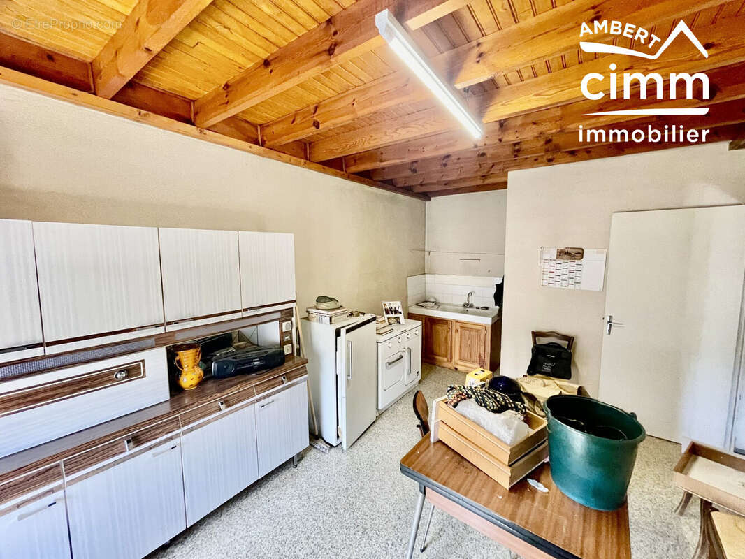 Maison à SAINT-ANTHEME