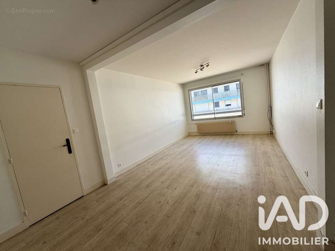 Appartement 60 m² à Angers  - photo 2