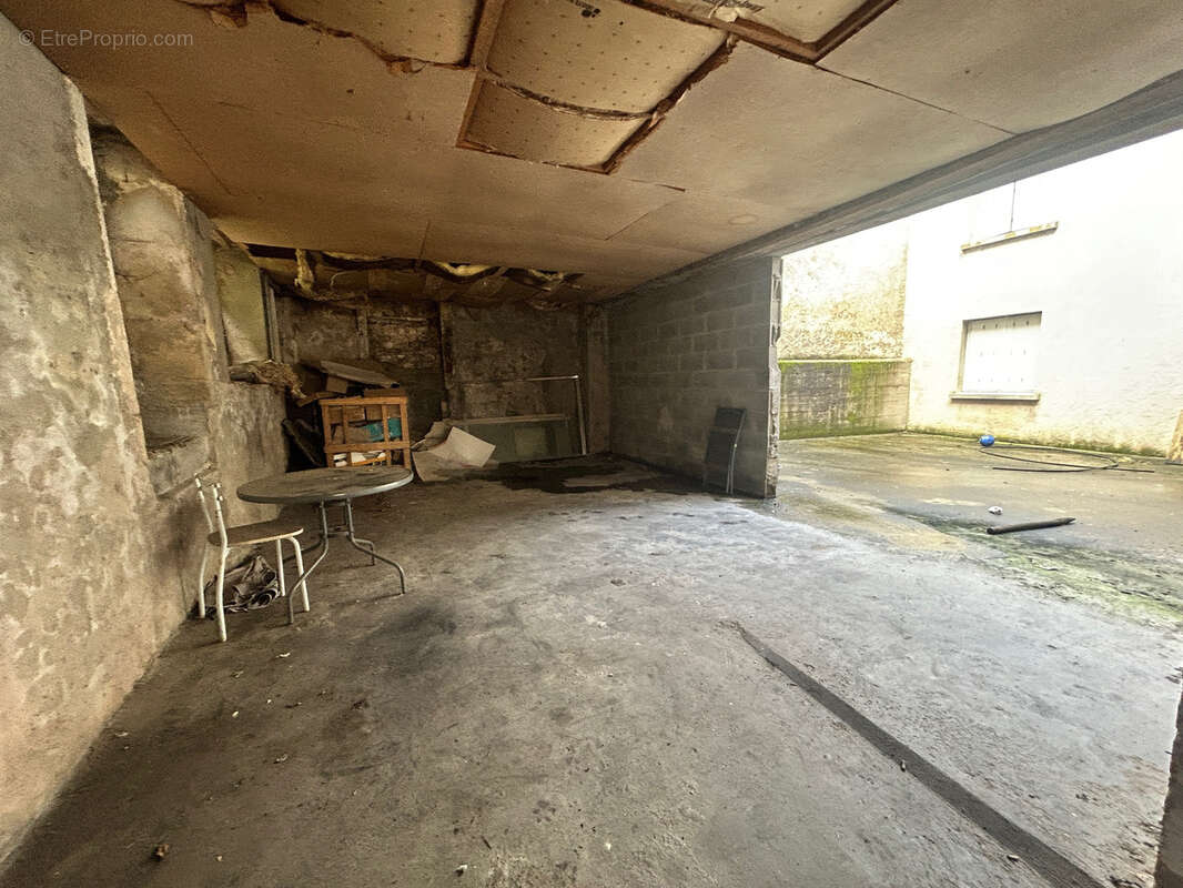 Appartement à BARBEZIEUX-SAINT-HILAIRE