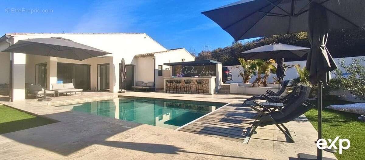 Maison à ROQUEFORT-LES-PINS