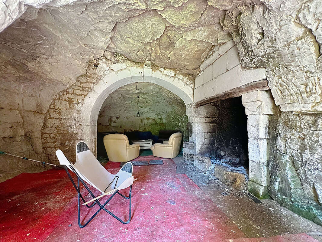 Maison à DOUE-LA-FONTAINE