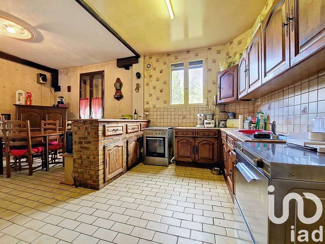 Maison 205 m² à Les Mazures  - photo 4