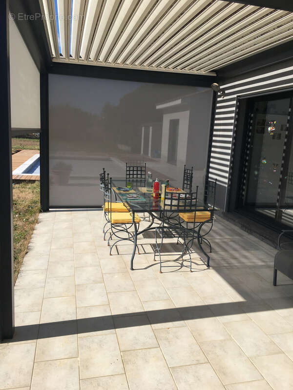 Maison à SAINT-QUENTIN-LA-POTERIE