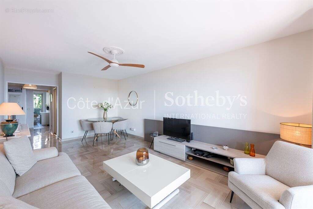 Nice Ouest, appartement avec vue mer, terrasse, piscine et garage dans une résidence de standing - photo 2