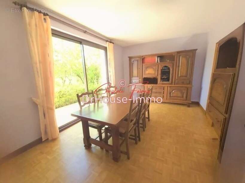 Maison à LOUVIGNE-DU-DESERT