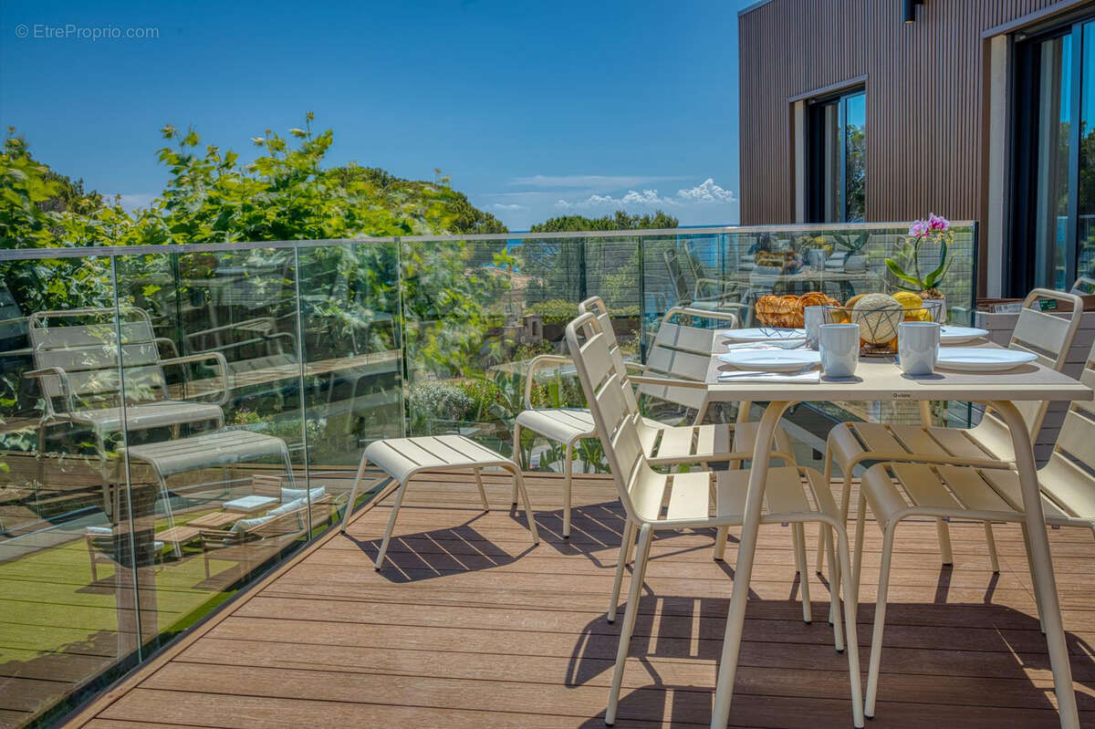 Du studio au t3 au sein d'une residence intimiste 8 lots  à 50 m de la plage aux issambres - photo 15