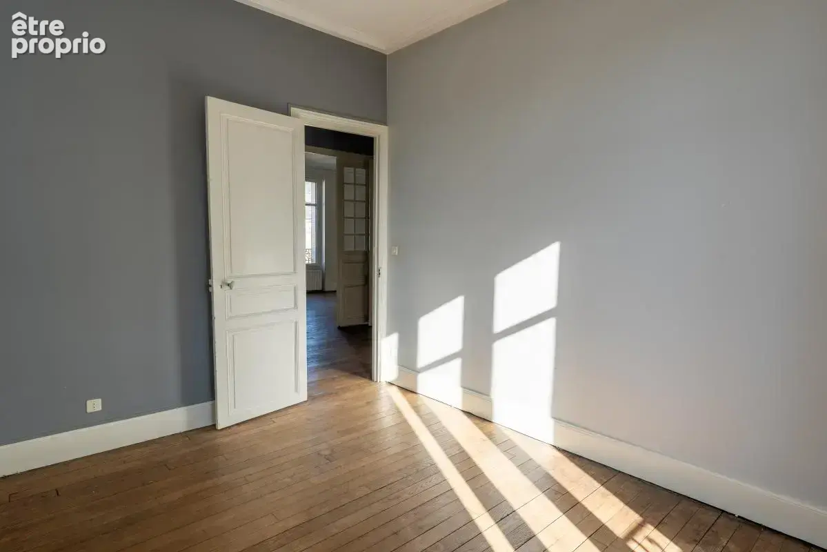 Maison avec dependances et piscine proche orleans 499m² - photo 12