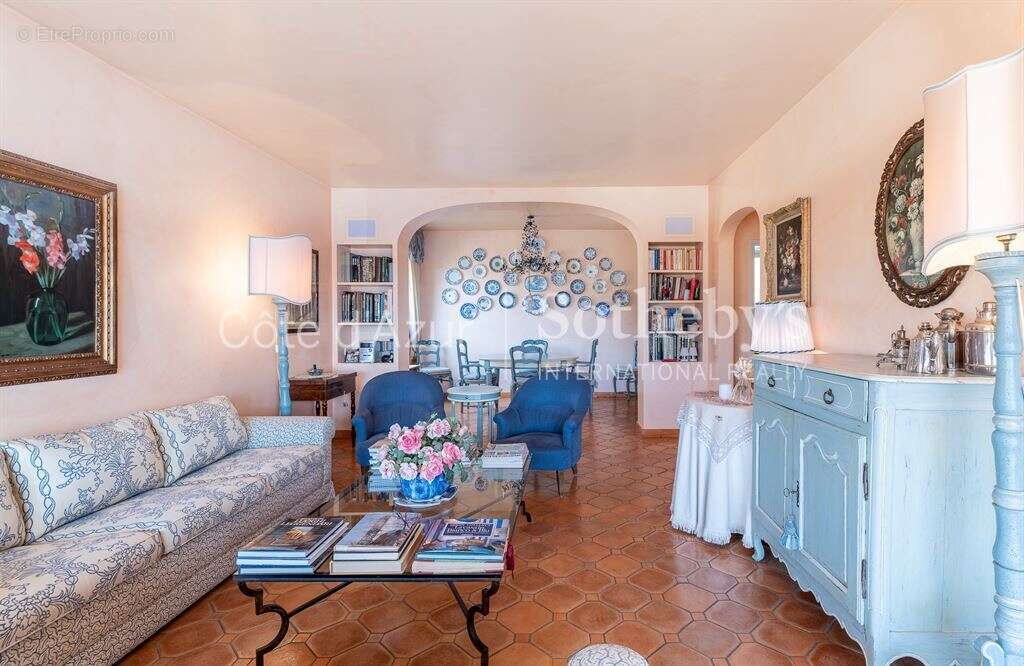 Appartement à VILLEFRANCHE-SUR-MER