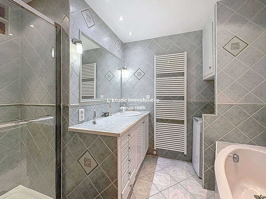 Appartement à CALUIRE-ET-CUIRE