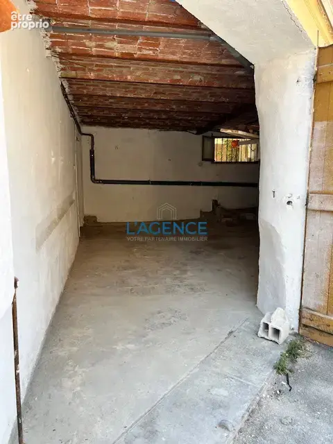Hyeres grand local ou atelier 47 m2 en plein centre ville - photo 5