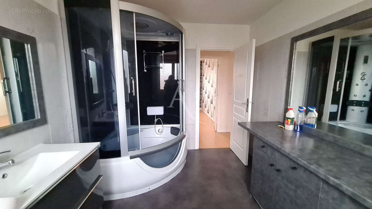 Maison à ABLON-SUR-SEINE