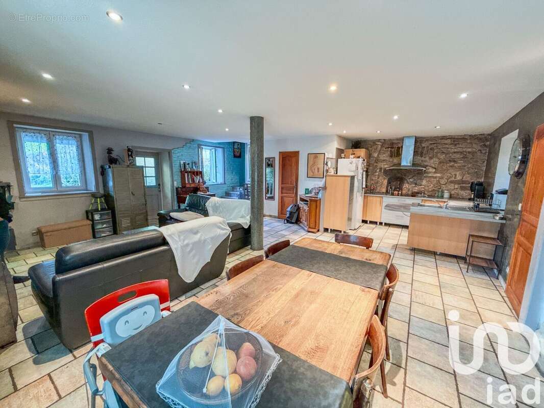 Photo 3 - Maison à SAINT-ETIENNE