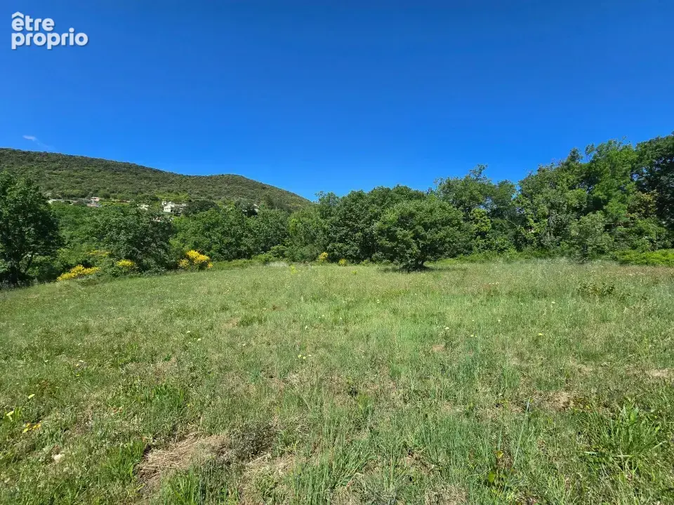Terrain à LE PRADAL