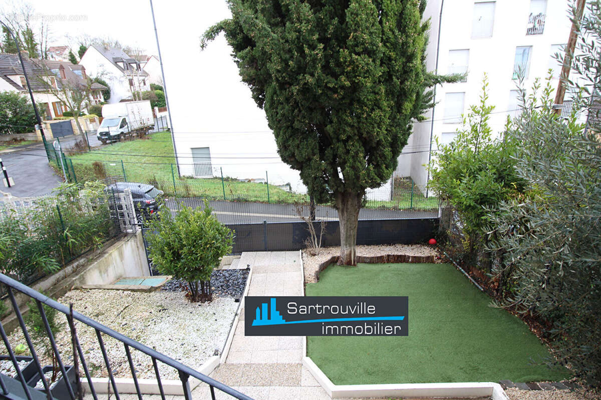 Maison à SARTROUVILLE