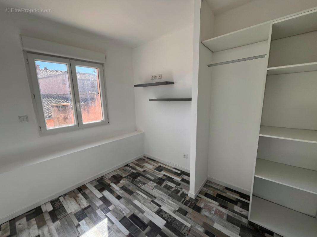 Appartement à SAINT-JULIEN