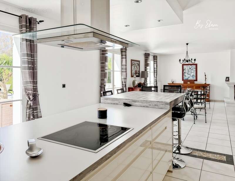 Maison à CLAYE-SOUILLY