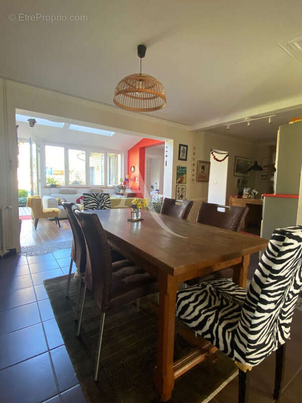 Maison à DOMPIERRE-SUR-MER