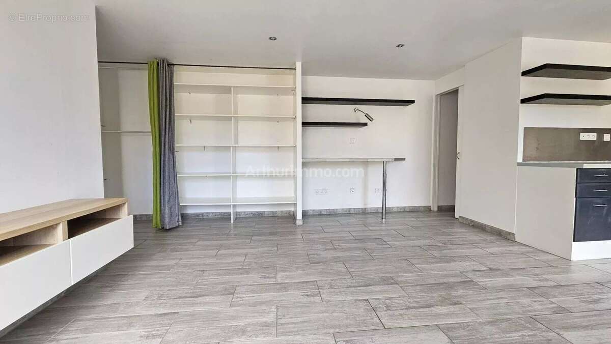 Appartement à MONTLHERY