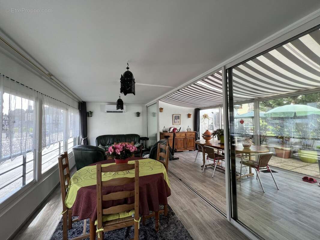Appartement 99 m² à Tours  - photo 7
