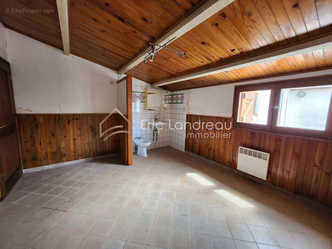 Maison avec dépendance à rénovée. La Chaume - photo 3