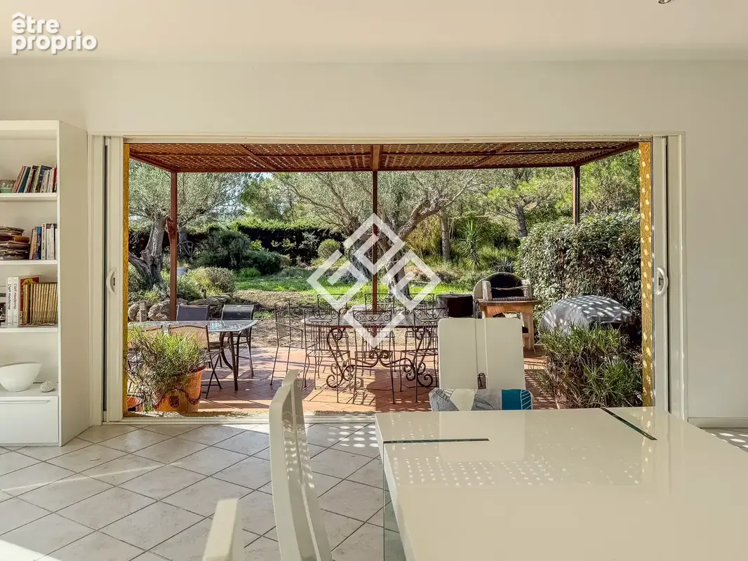 Maison de prestige- 205 m2- 5 pièces - photo 11