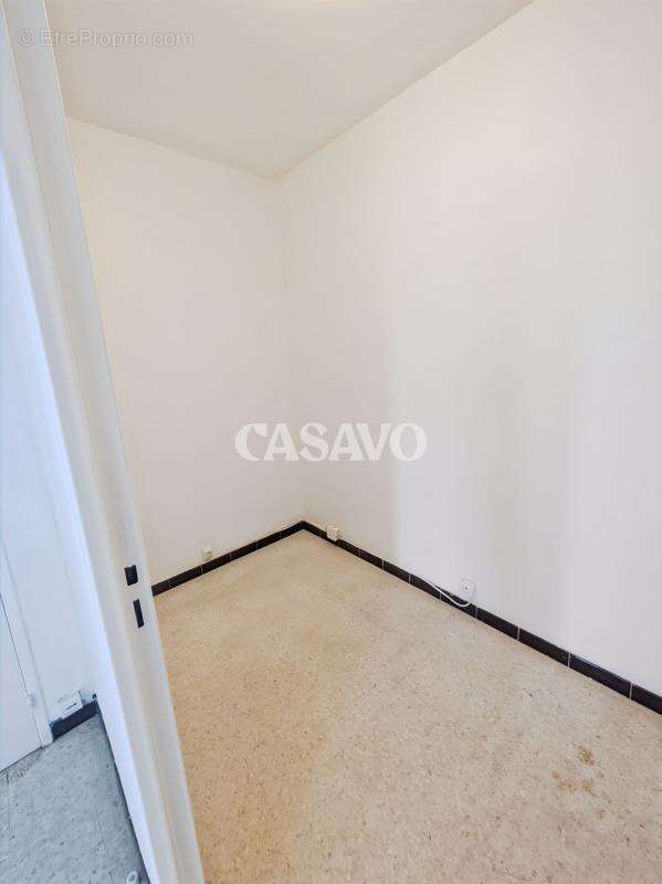 Appartement à LA VALETTE-DU-VAR