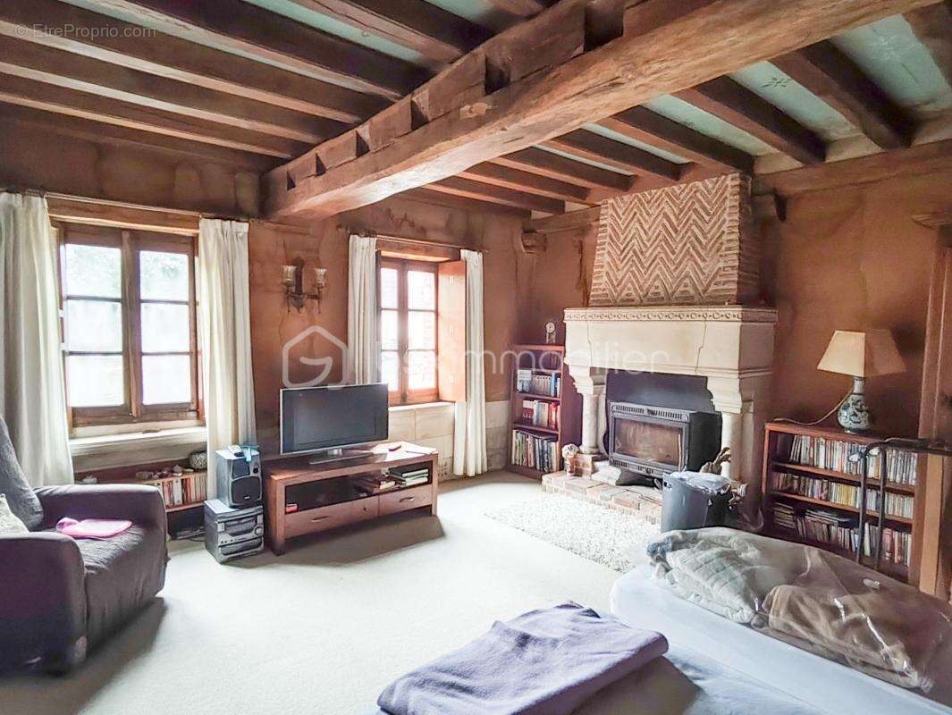 Maison à DAMPIERRE-EN-BURLY