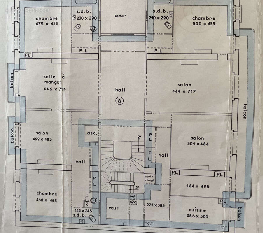 Appartement à MARSEILLE-8E