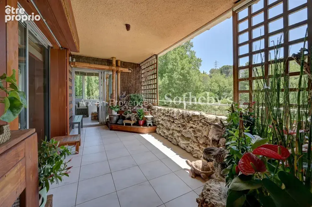 Spacieux appartement avec terrasse et vue dégagée - Parc de la Torse - photo 3