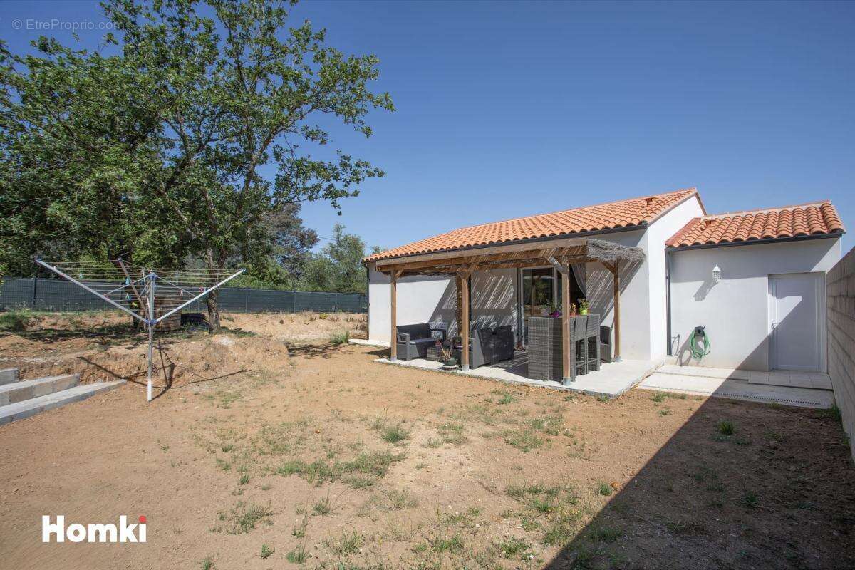 Maison à LAROQUE-DES-ALBERES