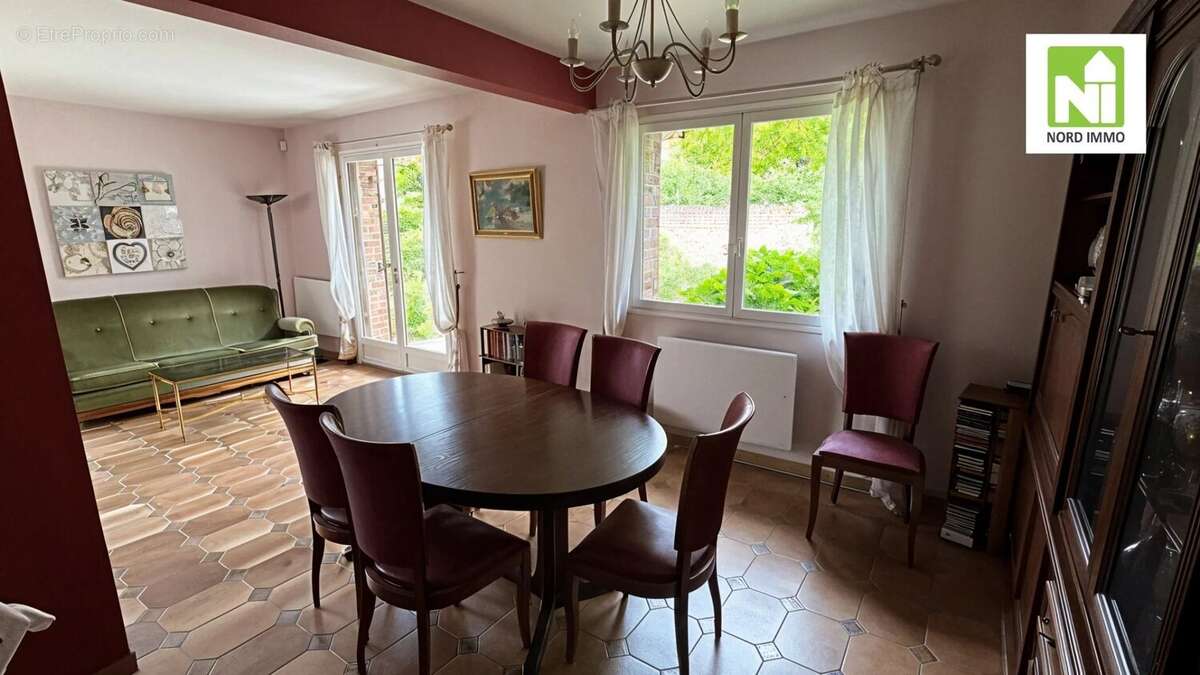 Maison à MERIGNIES