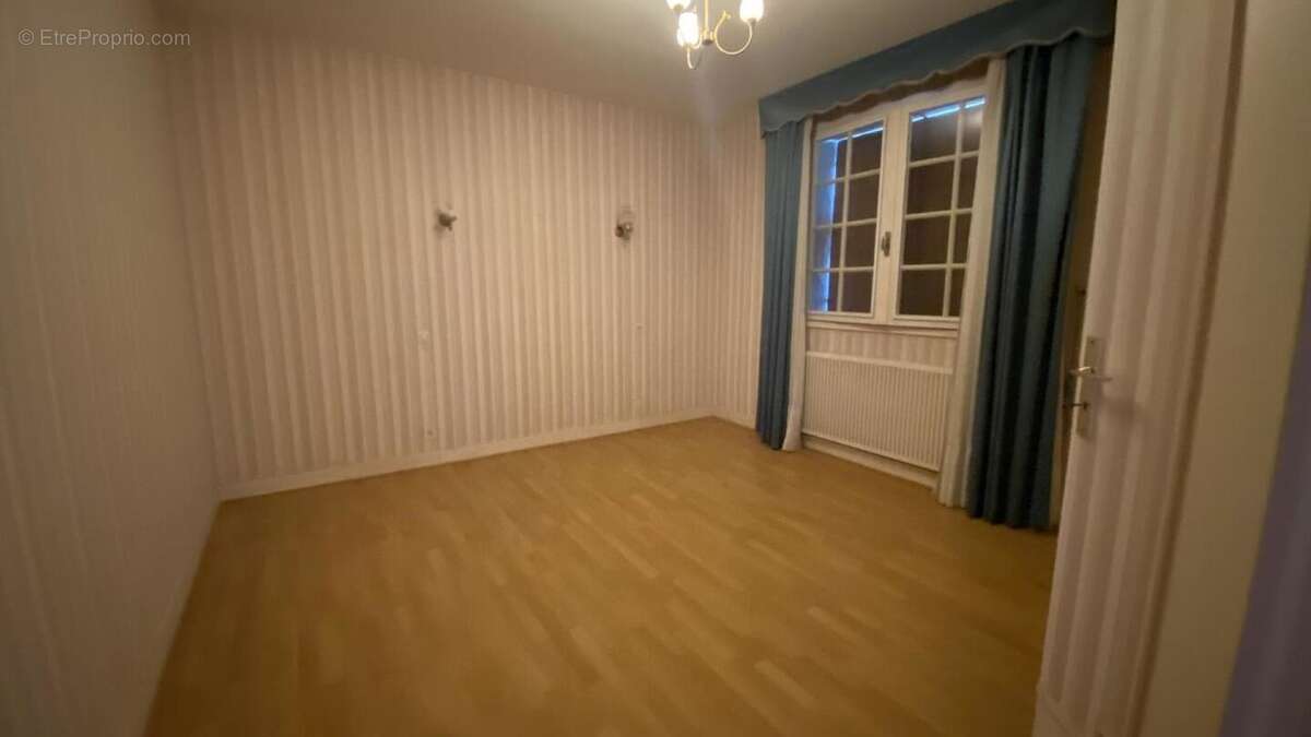 Maison à CHASSENEUIL-SUR-BONNIEURE