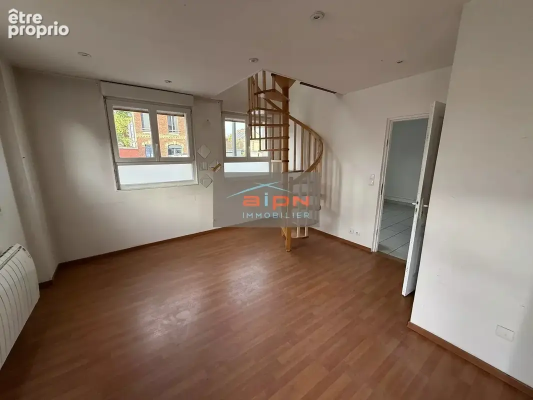 Local commercial avec cave - photo 7