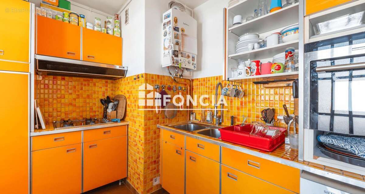 Appartement à PARIS-19E