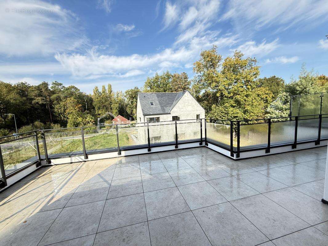 Maison à SAINT-ERBLON