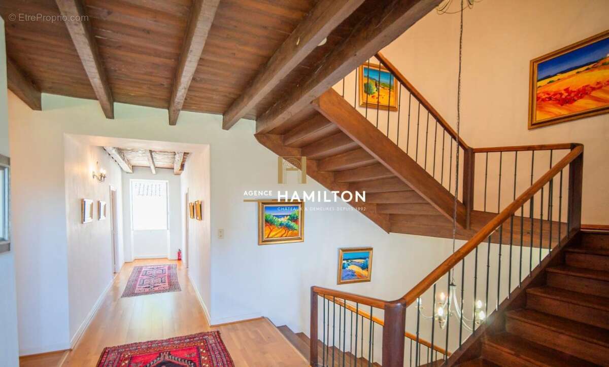Maison à LIVERS-CAZELLES