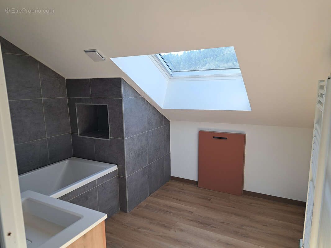 Maison à LE CHAMBON-SUR-LIGNON