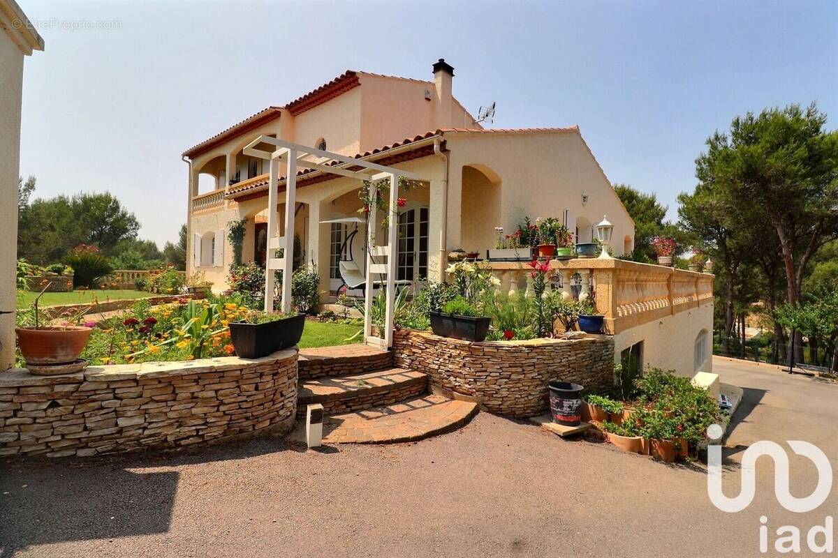 Photo 1 - Maison à LES PENNES-MIRABEAU