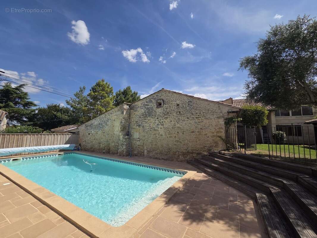 Maison à GENISSAC