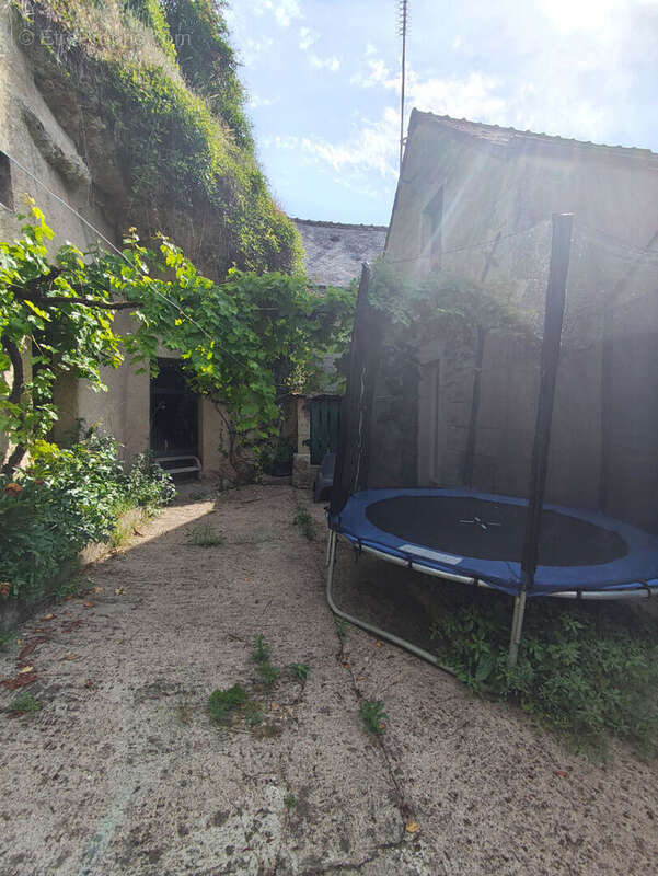 Maison à SAINT-ETIENNE-DE-CHIGNY