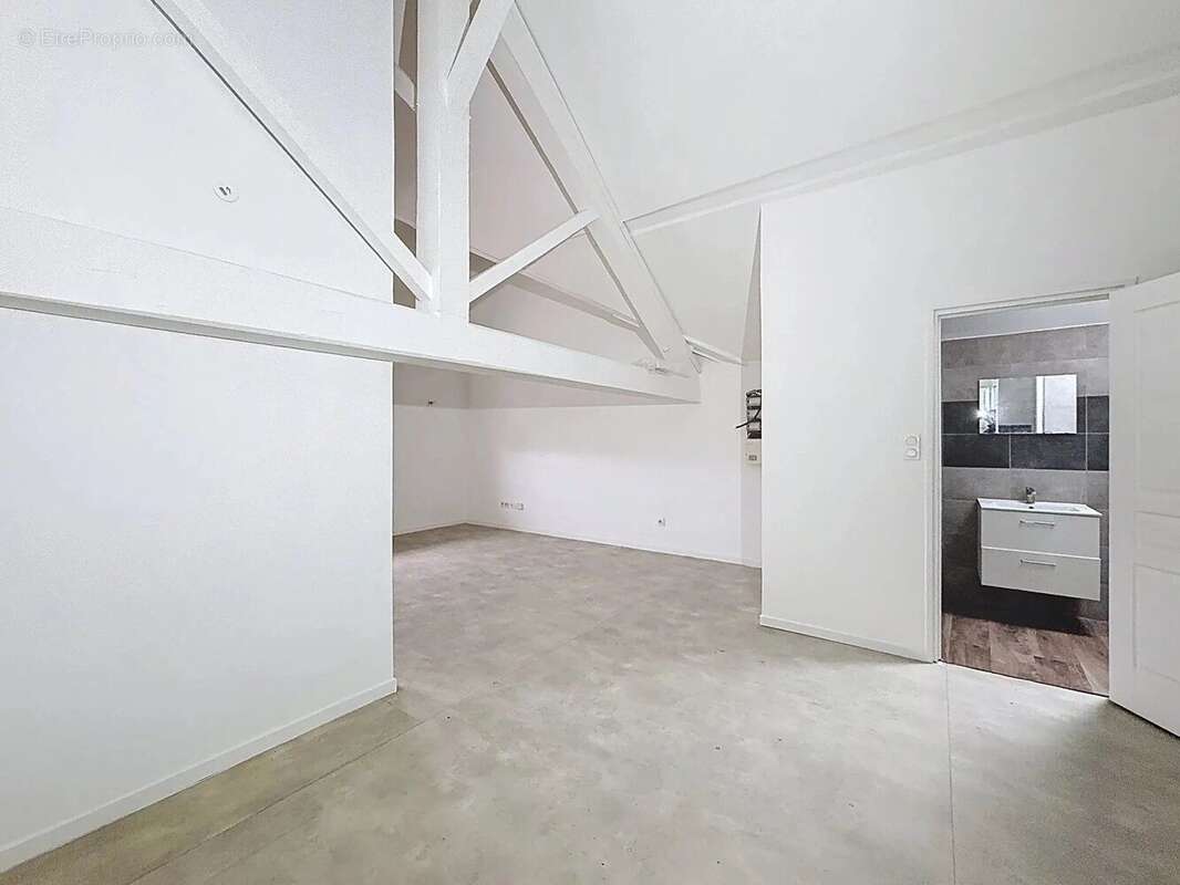 Appartement à BOURGOIN-JALLIEU