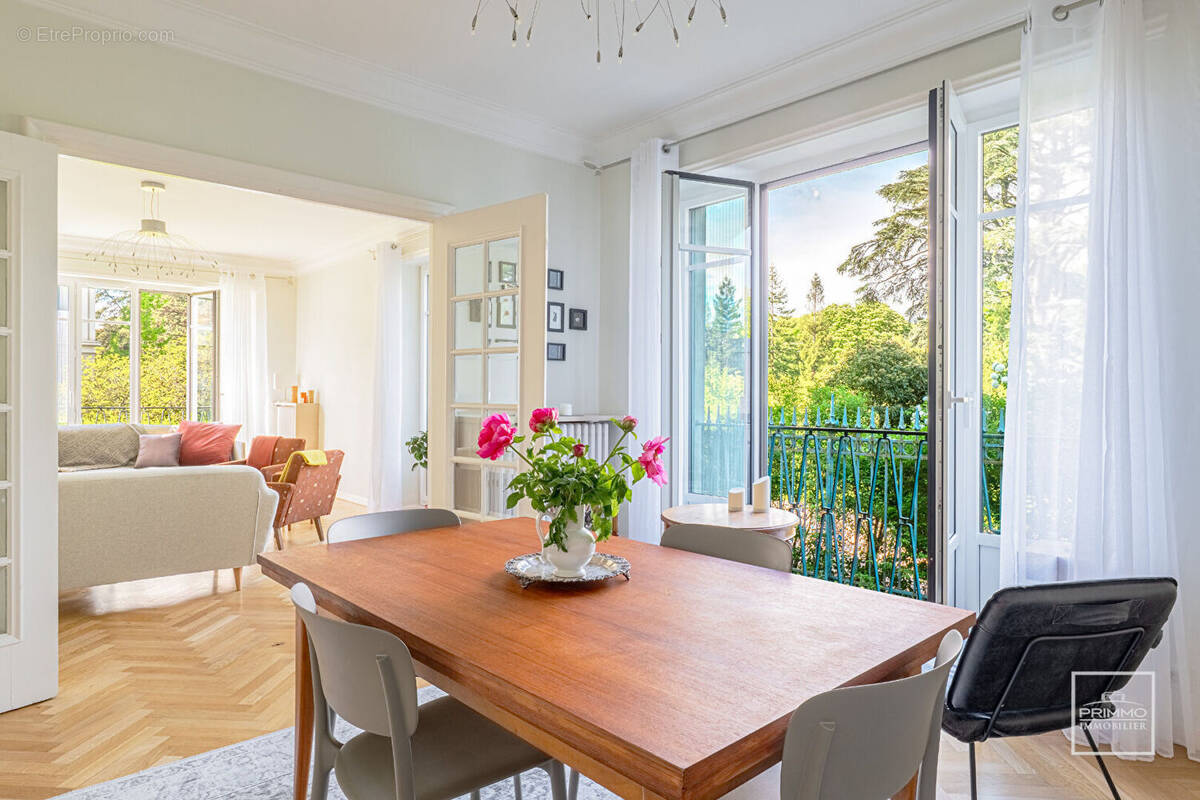 Appartement à LYON-6E