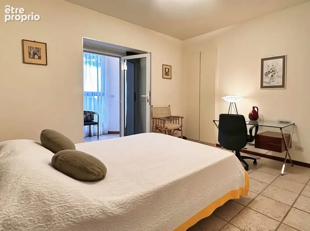 MENTON   Garavan   Lumineux 3 pièces dans une villa historique avec piscine - photo 12