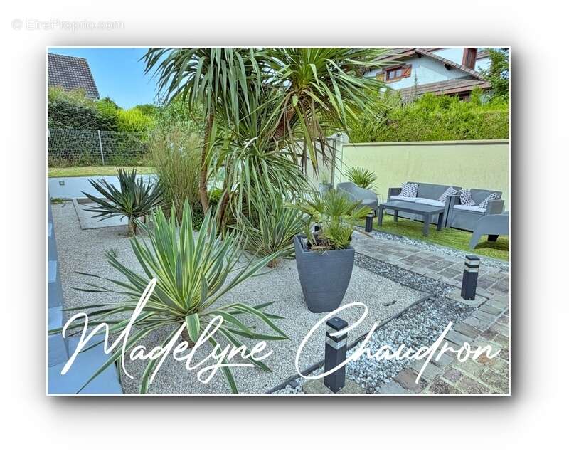 BOURAY-SUR-JUINE – Maison familiale de 120 m² – Terrain de 900 m² – Piscine – Jacuzzi – Sous-sol total – Aucun travaux - photo 15