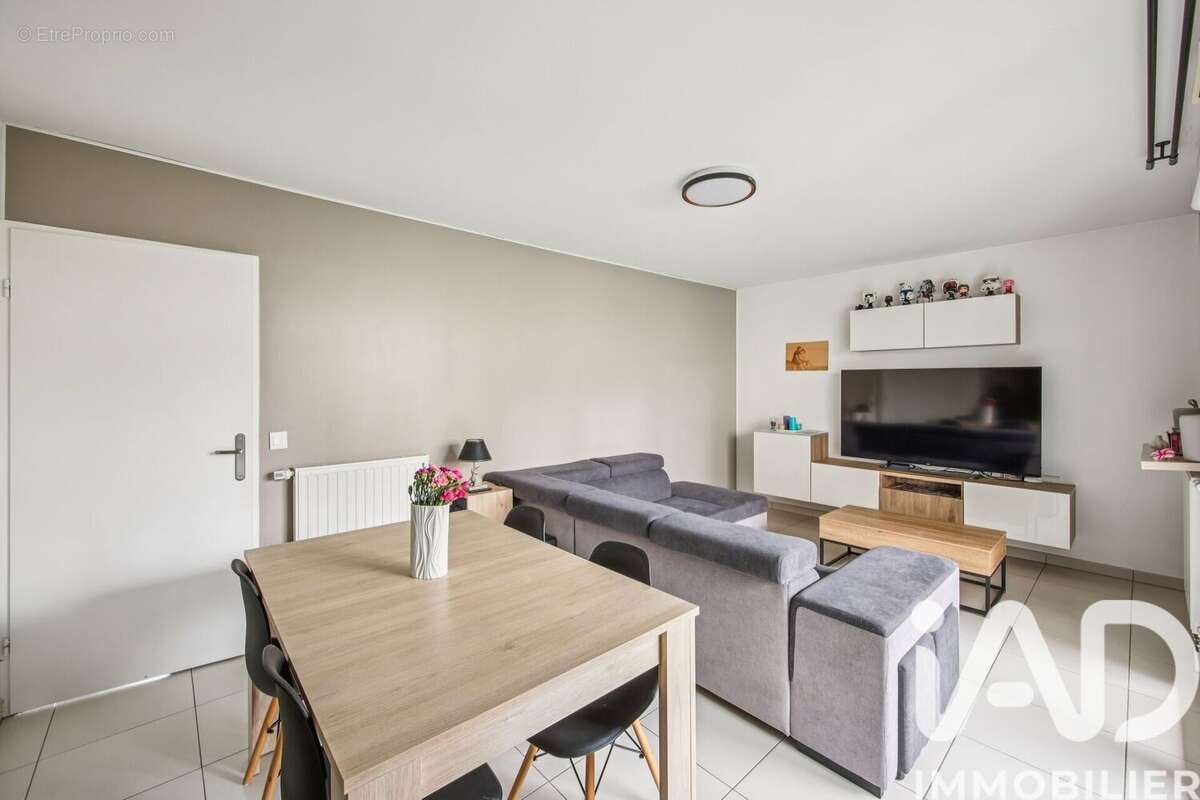 Photo 4 - Appartement à ELANCOURT